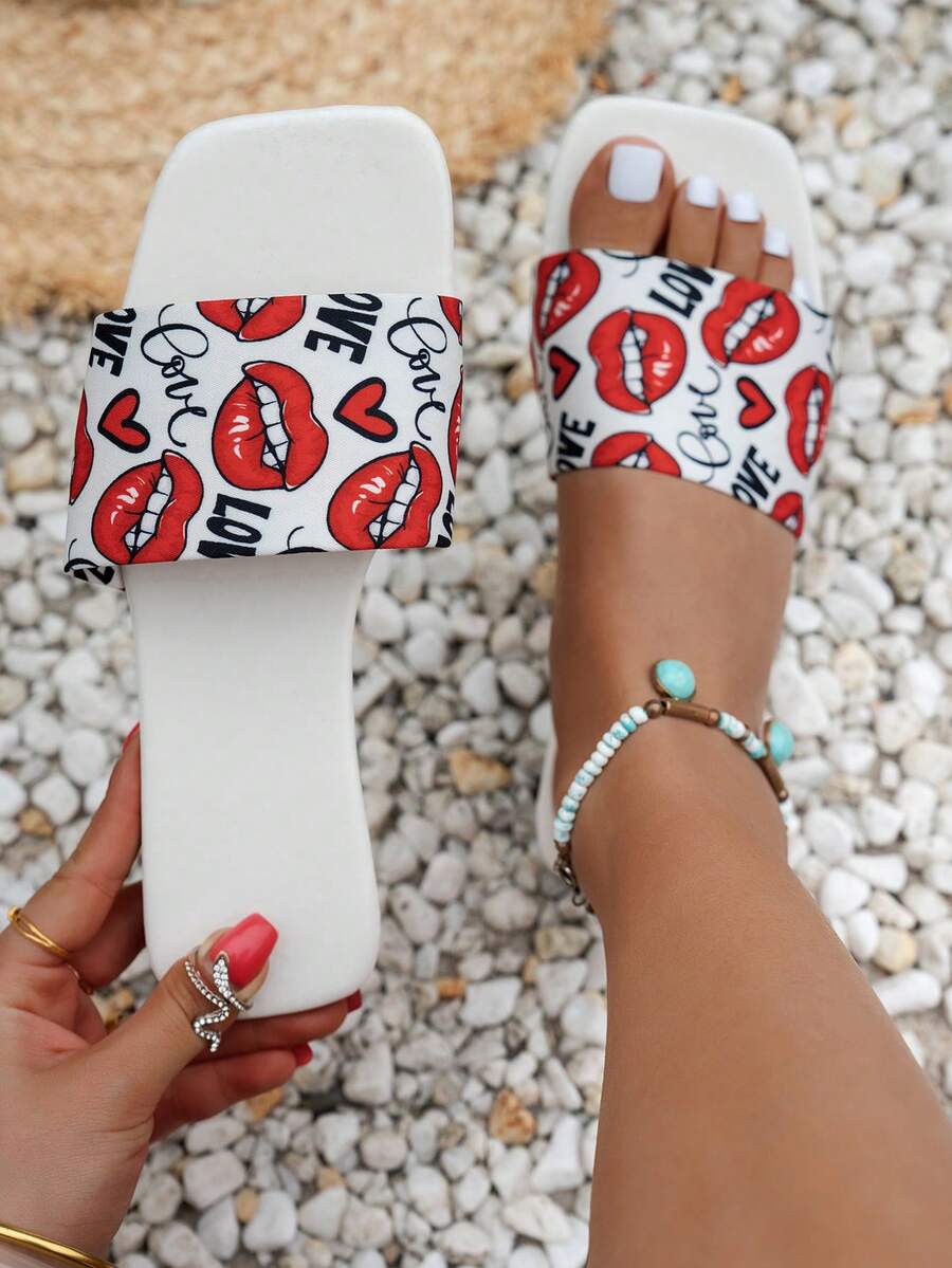Sandalias blancas de verano para mujer, con patrón sexy de labios y corazón con la letra LOVE, punta cuadrada y abierta, casuales y fáciles de poner, para playa y vacaciones, ligeras, transpirables y cómodas - Blanco - Ver 1