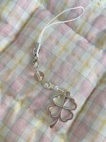 1pc Lucky Four-Leaf Clover Phone Lanyard, Minimalist Metal Heart Pendant, Universal CCD Camera Charm, Friendship Gift - Silver - View 3