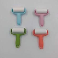Bộ lăn bụi mini cầm tay - 1 tay cầm + 3 con lăn thay thế, độ bám dính cao, dễ dàng loại bỏ lông thú cưng, dễ sử dụng, tay cầm có thể tái sử dụng, không cần nguồn điện, thích hợp cho thú cưng/quần áo/thảm/ghế xe hơi, vật dụng thiết yếu cho người nuôi thú cưng. - cuộn - Xem 9