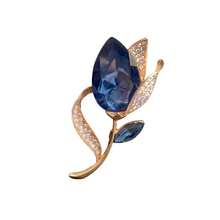 1 pezzo Spilla elegante e sofisticata in lega di zinco stile palazzo tulipano, spilla a forma di tulipano adatta per cardigan, cappotti, ideale per l'uso quotidiano delle donne tutto l'anno - Multicolore - Visualizzare 3