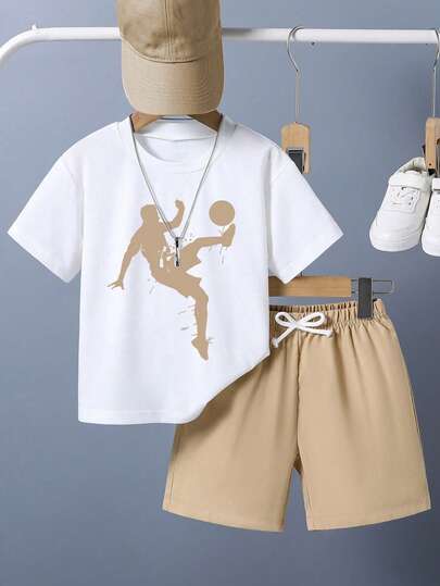 男婴圆领印花短袖T恤和短裤休闲日常穿搭