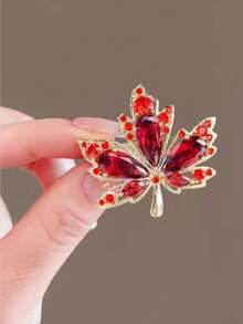 New Arrival Elegant Red Maple Leaf Brooch, Luxury Delicate Accessory For Shirt, Suit - Red - View 6