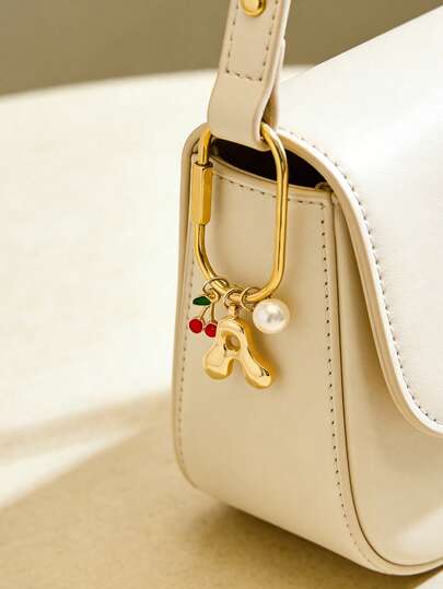 1 chiếc móc khóa hình trái tim vàng có chữ cái đầu tên, họa tiết bong bóng và hoa cúc, phụ kiện túi xách tinh tế, móc khóa trang trí đẹp mắt, móc khóa túi xách tùy chỉnh màu vàng, quà tặng móc khóa cho phù dâu, thích hợp làm quà tặng Ngày Valentine, Ngày của Mẹ, Lễ Phục Sinh, quà sinh nhật, quà tặng nhỏ trao đổi, quà tặng tựu trường.