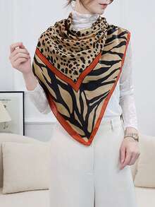 1 chiếc khăn choàng lớn bằng satin mềm mại, in họa tiết hạt điều, thích hợp cho các buổi đi chơi, kỳ nghỉ và sử dụng hàng ngày. - Màu Khaki - Xem 3