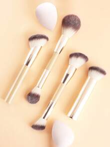 4pcs Face Powder Blush Contour Makeup Brushes Set + 2pcs Makeup Sponges, Soft Hair Skin-Friendly Cosmetic Brush Kit, Makeup Tools - Multicolor - View 3