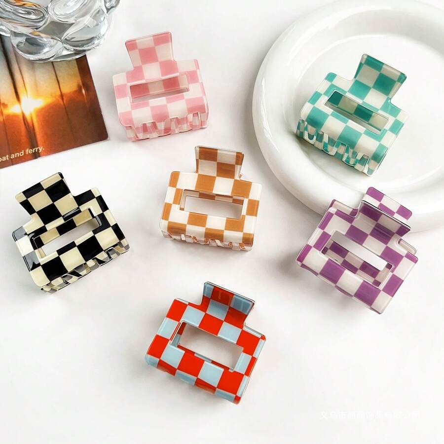1 chiếc kẹp tóc acrylic hình vuông họa tiết bàn cờ bằng nhựa PVC, kiểu dáng Châu Âu và Mỹ. - Nhiều màu - Xem 1