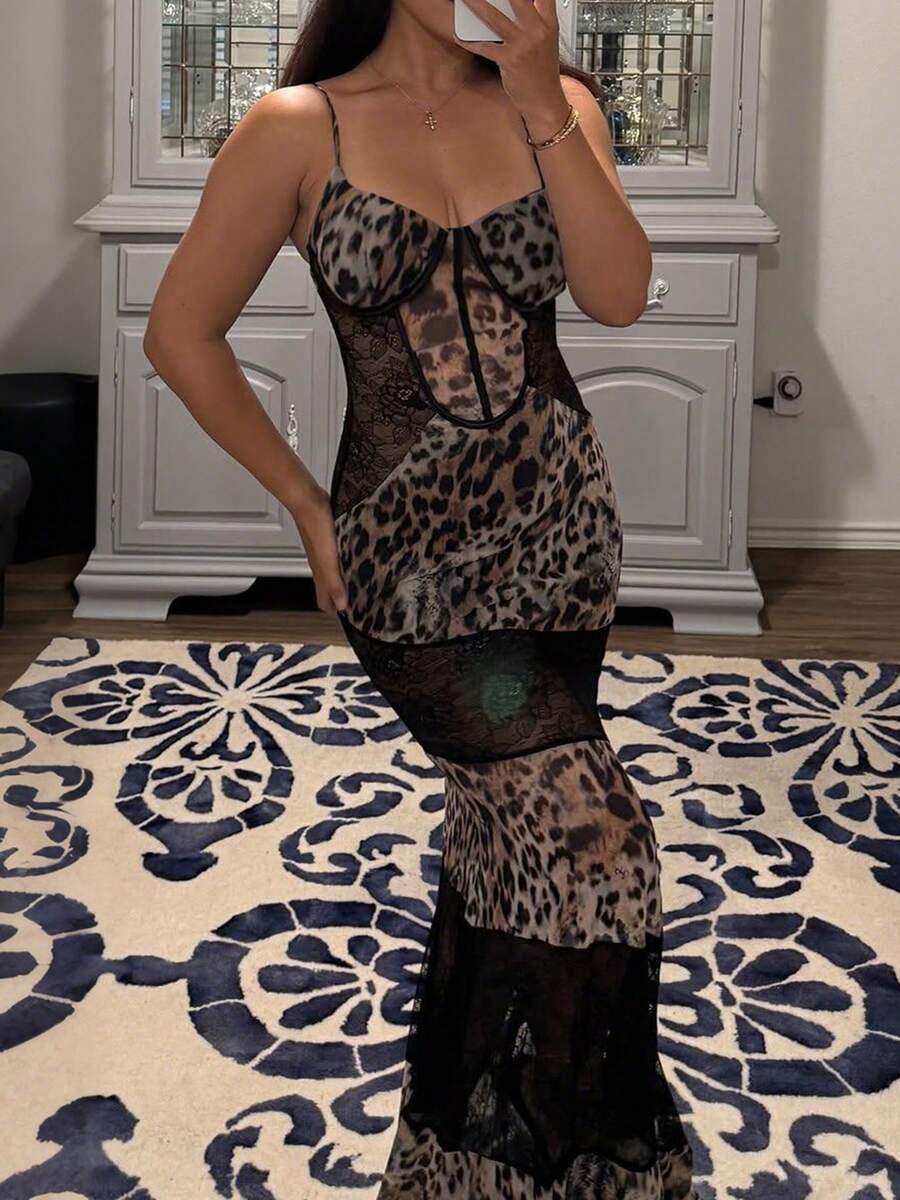 豹纹半透明美人鱼吊带裙，细肩带设计，饰以撞色蕾丝，性感迷人，采用弹力针织面料。 - 彩色 - 查看 1