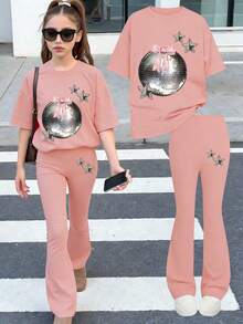 This Casual Set Suitable For Girls Consists Of A Pink T-Shirt With Creative Text Print Paired With Light Pink Flare Pants. Whether For School, Shopping, Creating A Street Style Look, Or Vacationing, This Is An Excellent Choice. - Pink - View 2