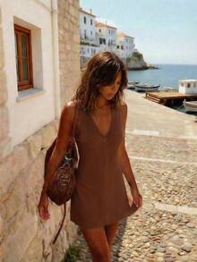 FOR BEAUTY 女士春夏新款杏色纯色针织连衣裙，无袖V领纽扣设计，休闲度假风，适合日常通勤和假日旅行，女士夏季服装，嘉年华装扮 - 咖啡棕 - 查看 8