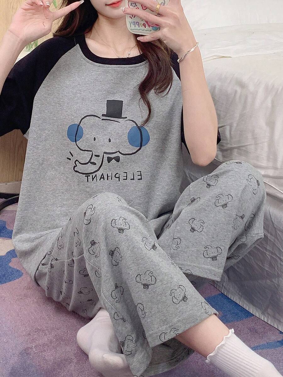女士夏季睡衣套装(两件套),透气短袖上衣和七分裤,卡通家居服 - 灰色 - 查看 1