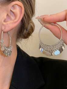 一对圆形吊坠耳环，时尚几何圆形吊坠，大号耳环，适合女性，性感迷人 - 銀色 - 查看 3