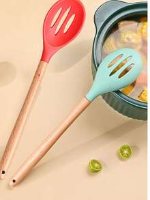 Silicone Wooden Handle Strainer Ladle, Non-Stick Pot Drain Spoon, Heat Resistant Kitchen Utensils - Multicolor - View 3