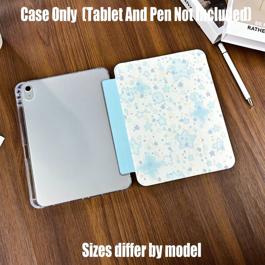 Ốp bảo vệ máy tính bảng gập 3 với khe cắm bút chì. Kiểu dáng Ins-Style màu xanh nhạt họa tiết sao, ốp gập 3, khe cắm bút chì màu trắng sữa ở đáy, hiệu ứng chuyển màu nhẹ nhàng. Đặc điểm của ốp bảo vệ máy tính bảng: Thiết kế chân đế gập 3, chức năng tự động bật/tắt màn hình thông minh, mặt trái có bề mặt nhám, mặt lưng mềm trong suốt, khe cắm bút chì tích hợp, các đường cắt chính xác, nhẹ và dễ mang theo. Tương thích với các máy tính bảng phổ biến: Mini 4/5 (7.9 inch), Mini 6 (8.3 inch), 9.7 inch, 10.2 inch
