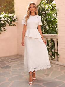 Women's Round Neck 3D Floral Decor Top And Skirt Fashion Date Outfit Set - Apricot - View 4
