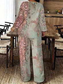 Plus Size Women's Outfit, Light Green & Pink Vintage Scroll Print Notch Lapel Top & Straight Leg Pants Two-Piece Set, With Side Pockets, Suitable For Home, Commute & Vacation, Casual Daily Wear Set - Nhiều màu - Xem 3