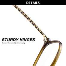 1 chiếc kính đọc sách gọng lớn thời trang, trang trí bằng dây xích vàng ở hai bên càng kính, tôn dáng khuôn mặt, có màu đen/nâu, phù hợp cho công sở và đi làm hàng ngày. - Màu nâu - Xem 10