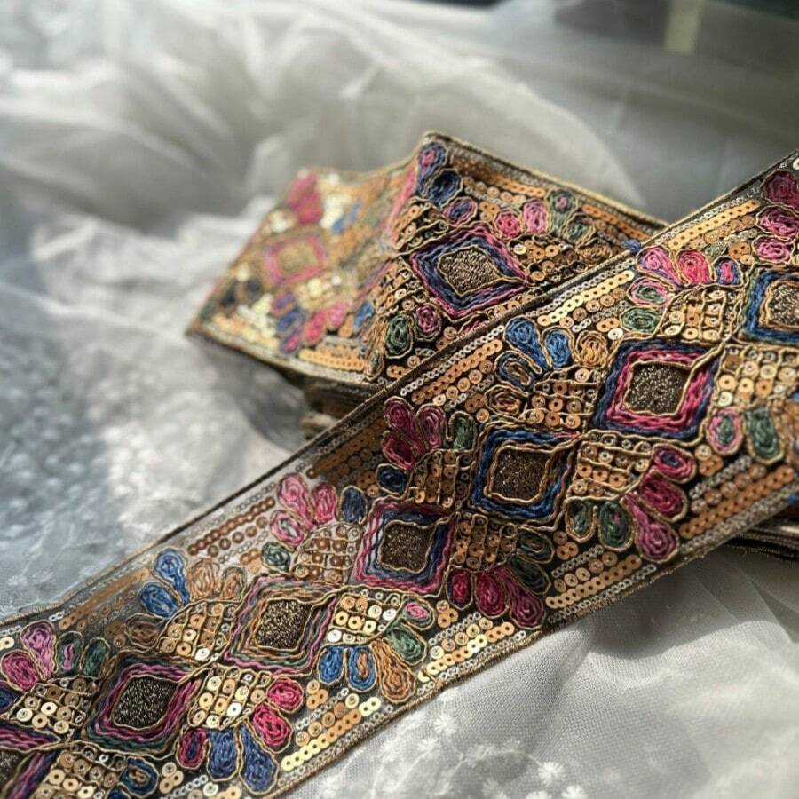 100cm Lace Trim With Embroidery, Suitable For DIY Sewing And Handicraft - Gold Sequins - View 1