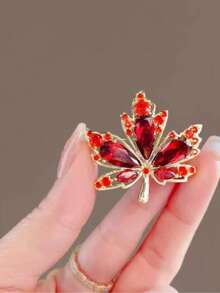 New Arrival Elegant Red Maple Leaf Brooch, Luxury Delicate Accessory For Shirt, Suit - Red - View 3