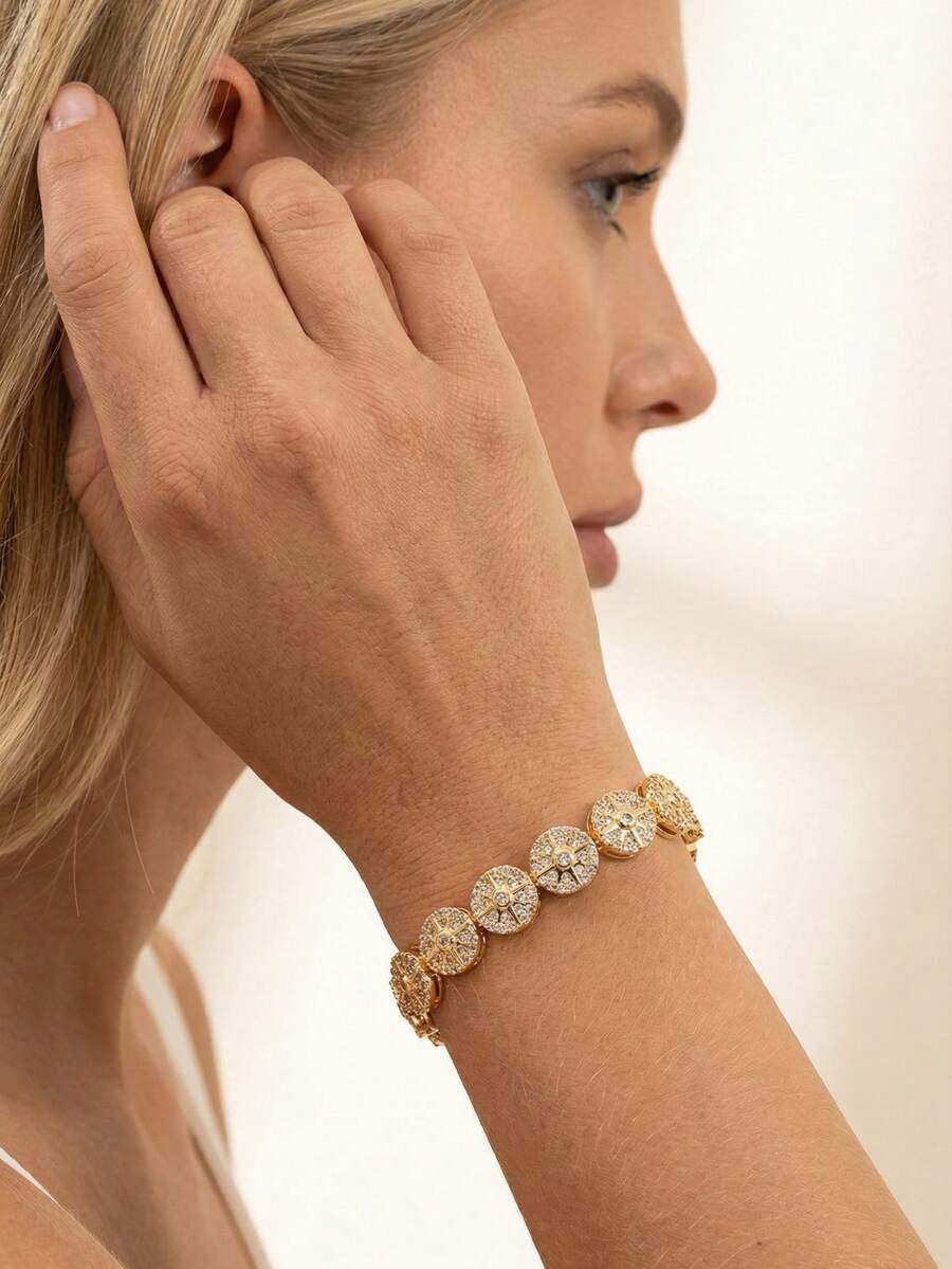 1 Set Luxury Elegant Cubic Zirconia Encrusted Sun Design Bracelet, Suitable For Women's Wedding & Party Wear, Excluding Gift Box - View 1