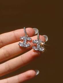 1 Đôi bông tai mặt dây chuyền cao cấp, thanh lịch, tối giản, sang trọng, mạ bạc và đồng, đính đá Cubic Zirconia, thích hợp cho phụ nữ đeo hàng ngày. - Bạc - Xem 3