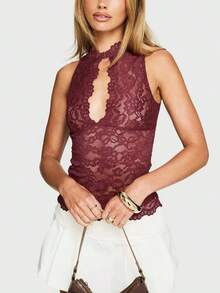 Women's Lace Tank Top Y2K Sheer Lace Slim Fit Blouse Summer Front Keyhole Slim Fit Vest Crew Neck Crop Tops Elegant Lace Cami Tops Casual Going Out Blouse - 酒紅色 - 查看 4