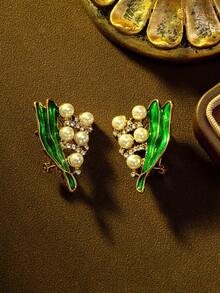 Conjunto de collar y pendientes de lirio del valle vintage lujoso | Opción llamativa para fiestas de corte y retro. Aleación chapada en oro con incrustaciones de diamantes y perlas, textura de hoja verde esmaltada fina y tridimensional, diseño complejo que muestra una calidad lujosa, ideal para ocasiones formales como galas, fiestas retro, bodas, te transforma fácilmente en una dama noble y brillas intensamente. - Multicolor - Ver 4