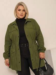 Plus Size Winter Overcoat In Bengaline Fabric With Drawstring, Zipper, And Button Closure. This Winter Parka Coat/Blouse Is Perfect For Sizes G1, G2, And G3. - 軍綠色 - 查看 1