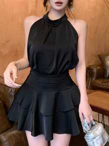 Bộ đồ hai mảnh màu đen