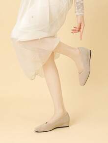 女款方頭低鞋口針織透氣純色休閒隱藏式坡跟鞋，適合嬌小身材，四季可穿 - 淺杏 - 查看 6