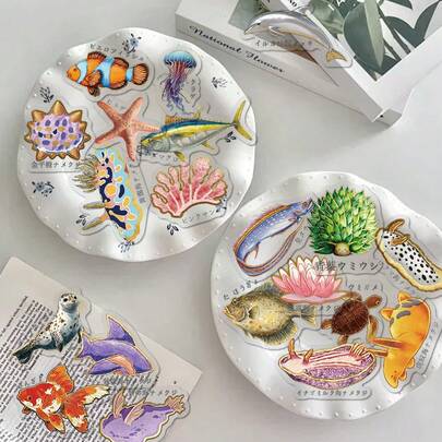 50张可爱日本动物贴纸：透明PET材质，趣味设计——非常适合装饰吉他、滑板、平板电脑、派对、行李箱、桌面和礼品。