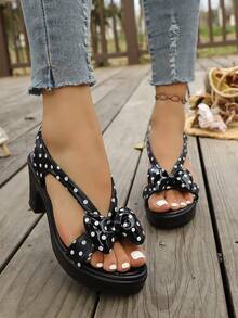 Sandal Hak Tinggi Tiup Motif Polkadot Lucu dengan Dasi Kupu-Kupu - Hitam - View 3
