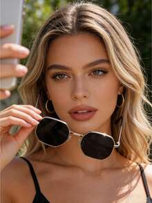 1PC Retro And Minimalist Thin-Framed Ladies' Sunglasses, Suitable For Outdoor Activities, They Can Enhance Your Facial Shape. - Multicolor - View 3