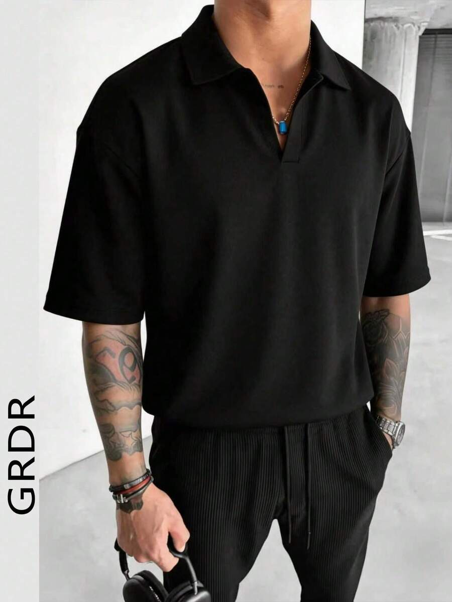 GRDR Men's Minimalist Airplane Collar Short Sleeve T-Shirt, Casual Commuter Wear - Black - View 1