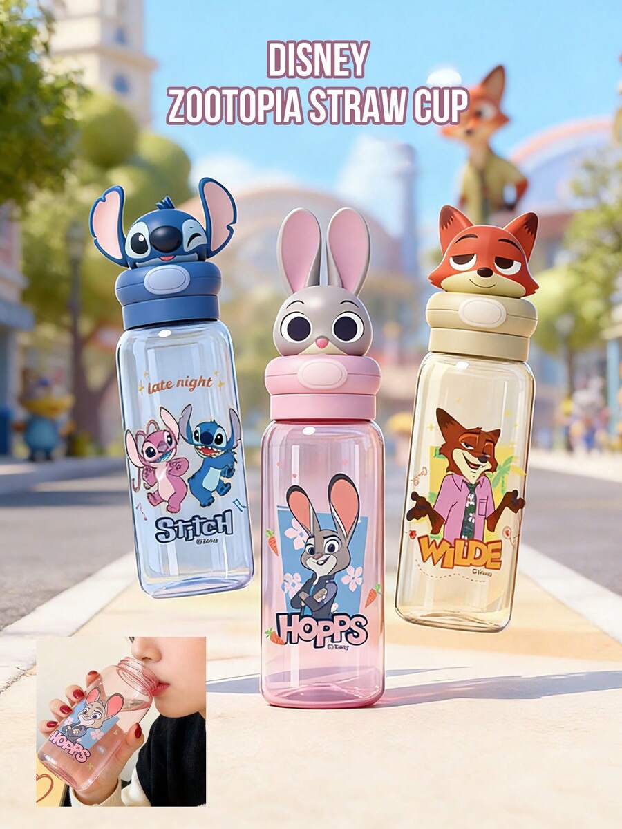 迪士尼卡通水瓶，550毫升容量，有朱迪、尼克和史迪奇图案可选，可拆卸软吸管，防漏密封设计，轻巧便携，圆润光滑的瓶口，耐用材质，易于清洁，多种可爱图案，单瓶包装，适合居家、办公、户外、旅行、日常使用，是送给卡通迷、迪士尼爱好者、疯狂动物城粉丝、家人、朋友和同事的理想礼物。