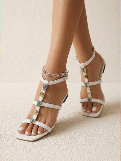 planare 女士时尚休闲度假风方头套脚凉鞋，配有可调节绑带，棕白相间平底凉鞋，适合日常通勤、约会、旅行和度假。