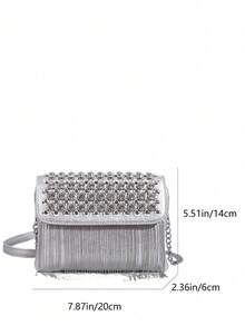 女士新款铆钉小方包，流苏斜挎包，女士单肩包 - 銀色 - 查看 8