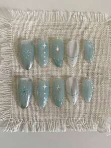 10片纯手工制作的按压式美甲，长杏仁形，蓝白银闪光，带圆点，法式可爱花式Y2K风格，柔和闪光，适合女性和女孩，春夏秋冬，节日和日常使用。 - 藍白色 - 查看 1
