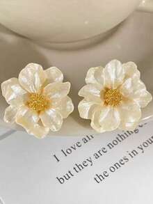 1对精致优雅的白色花朵耳环（女士款） - 米色 - 查看 3