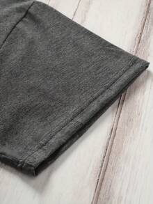 巴黎风景剪影设计女式T恤，巴黎时尚系列艺术印花短袖休闲上衣，巴黎图案T恤，女式衬衫 - 深灰色 - 查看 3