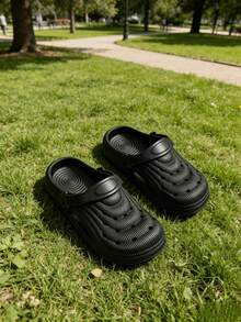 Men's EVA Breathable Clogs, Unisex Perforated Slippers For Indoor/Outdoor Home Use - Black - View 3