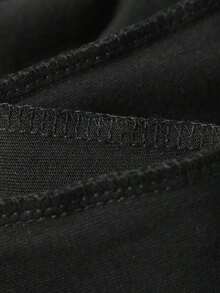 Double Sided Printing 180 Cotton Shirt Vons Dutchs Graphic Design Black Street Wear Summer Casual And Comfortable Shirt Manfinity Hombre Manfinity Men Fashionable Short Sleeved Comfortable And Multi Functional Summer Shirt Top Street Wild And Fashionable Short Sleeved X8TJ - màu đen - Xem 7