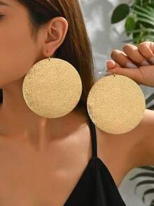 1 Pair Women's Fashion Simple Versatile Extra Large Geometric Round Mesh Metal Pendant Earrings - Yellow Gold 5 - View 2