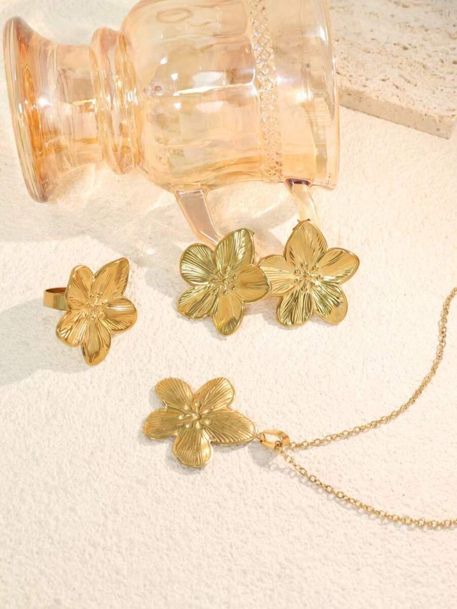 4pcs/Set Plumeria Earrings, Ring, Necklace Jewelry Set, Luxury Retro Elegant Necklace Set - Yellow Gold - View 1