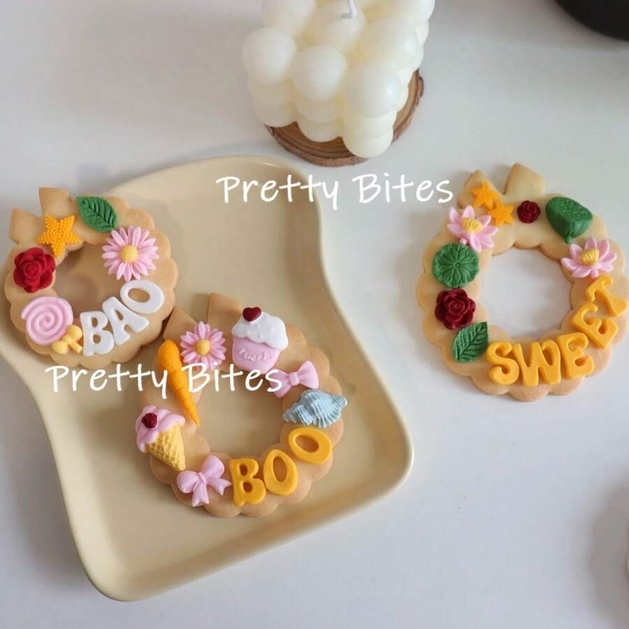 花环形状饼干模具 3D DIY 烘焙切割模具 塑料可压翻糖饼干切割器 印章压花器 - 白色 - 查看 1