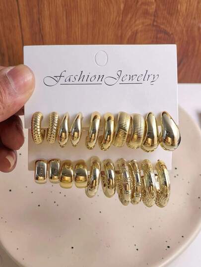 10-20只时尚夸张水滴形C字形CCB耳环，适合女性日常佩戴和节日场合，是送给家人、朋友和女朋友的绝佳小礼物。