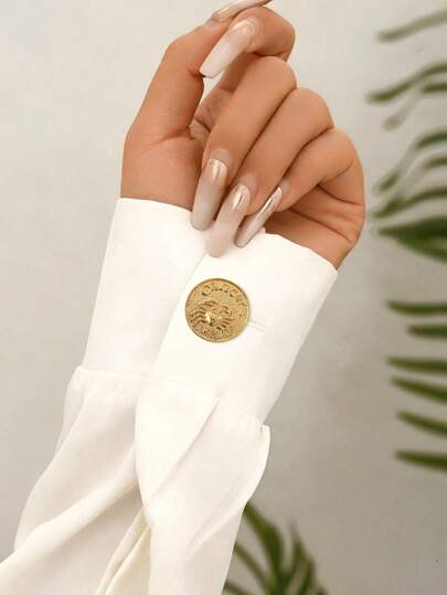 1 chiếc 2026 Mới, thanh lịch & thời trang, chất lượng Châu Âu và Mỹ, hình mặt trời, hình hoa, thiết kế khảm vỏ sò trắng, hình tròn vàng, thiết kế ngọc trai nhựa hình nhị hoa, hình chân dung tròn, hình bọ cạp, hình đầu sư tử, thêm mới họa tiết mặt trời cười méo, họa tiết mặt trời, họa tiết đồng xu cổ.