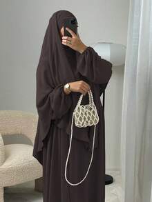 3件組 Khimar+Abaya 柔軟祈禱套裝，長款 Abaya 配對希賈布，休閒外出必備單品（希賈布+洋裝+腰帶） - 彩色 - 查看 3