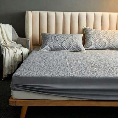 1pc Waterproof Fitted Sheet, Bedding, Bed Sheets, Gray Floral Fitted Sheet, Skin-Friendly Mattress Cover, Soft And Comfortable Bedding For Bedroom, Fall Decor, Room Decor, Cooling Breathable Quilted Gray Floral Embossed Fitted Sheet For All Seasons, For Single, Twin, Full, Gray Floral Embossed Mattress Protective Cover, Dustproof, Comfortable And Machine Washable, For All Season