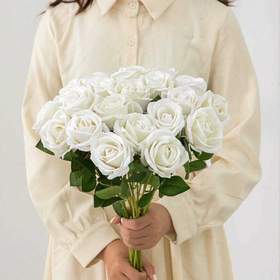 1支/3支/5支装仿真白玫瑰花束，适用于婚礼装饰、房间装饰、卧室装饰、房间装饰用品、串灯装饰、家居装饰，是新娘捧花和腕花的理想之选。母亲节礼物、复活节装饰、复活节饰品、复活节家居装饰、浴室配件、卧室装饰、情人节、仿真花、餐桌装饰、春季装饰、花园用品。 - 白色 - 查看 1