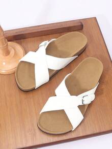 1 Pair Fashionable Oversized Slides For Teenagers - White - View 4